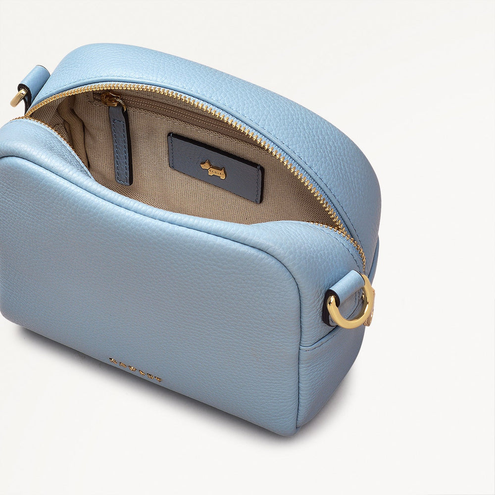 THE DAILY Mini ZIP AROUND CROSS BODY SMOKE BLUE