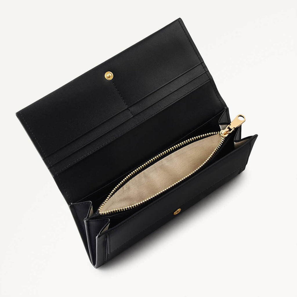 Heritage Lane Leather Large Flapover Wallet in Black - 110741