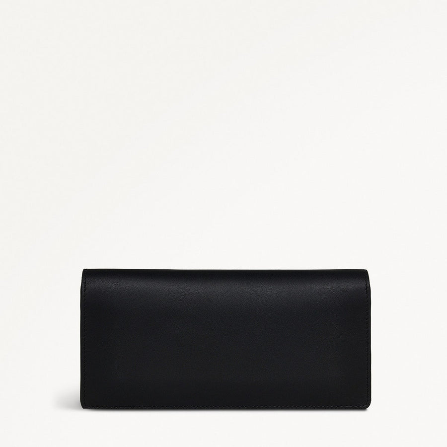 Pockets Leather Large Bifold Wallet in Black - 110753