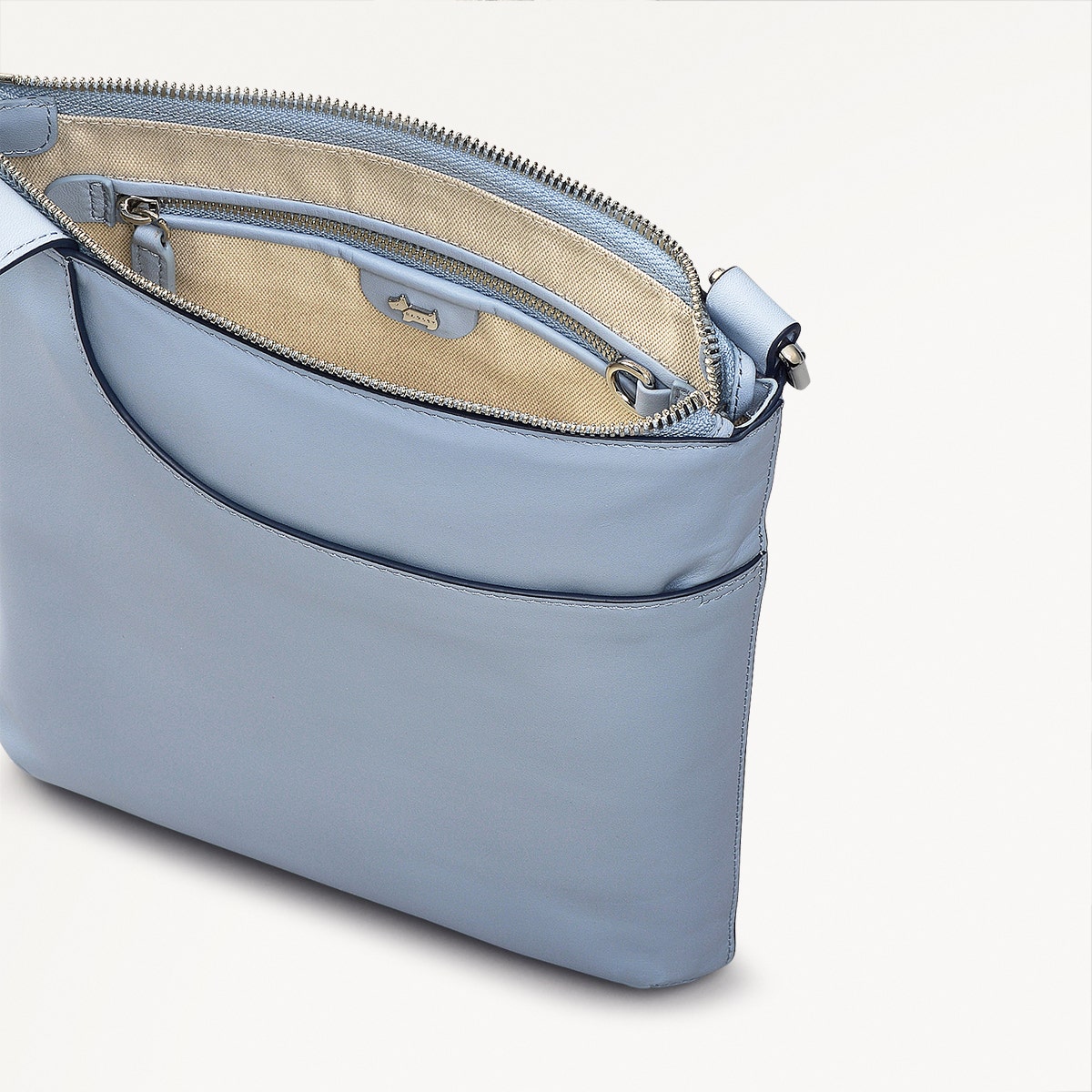 Pockets Medium Ziptop Cross Body Smoke Blue - 110811