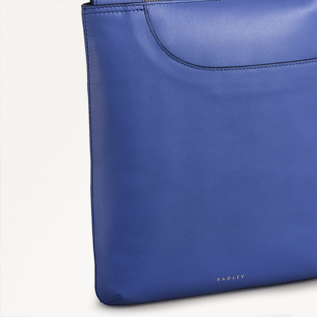 Pockets Medium Ziptop Cross Body Yves Blue - 110812