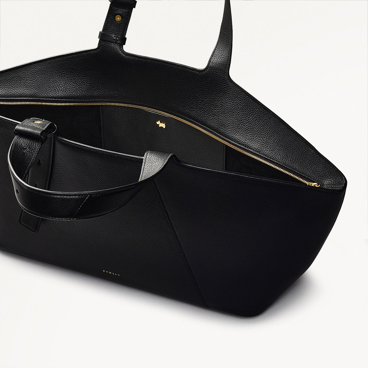 Freda Lane Large Ziptop Shoulder Black - 110817