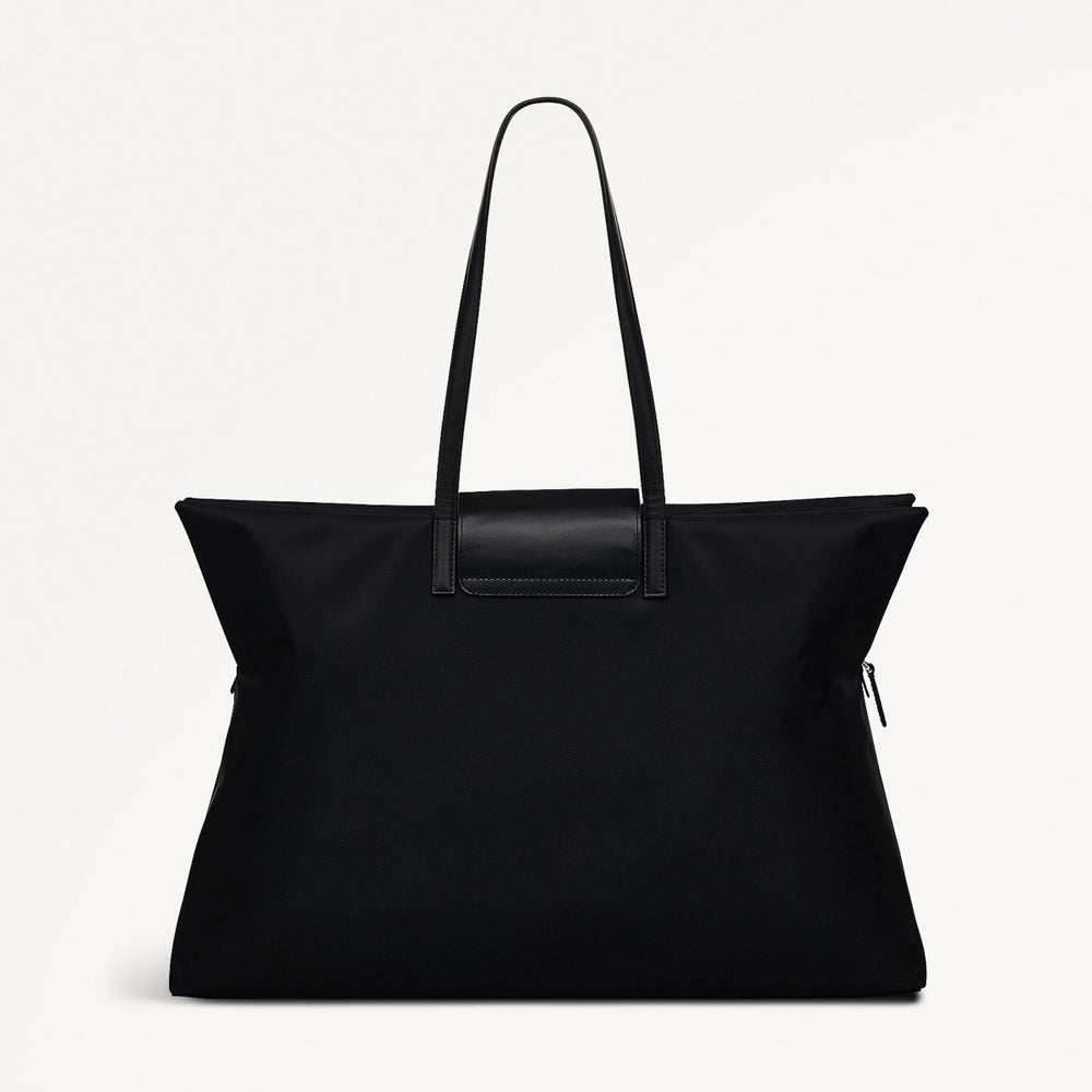 Pocket Essentials Large Ziptop Shoulder Black - 110820