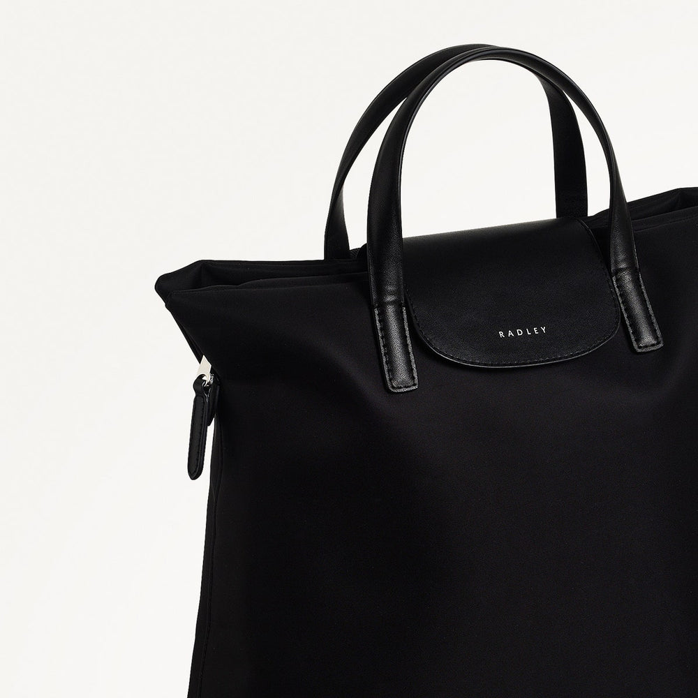 Pocket Essentials Medium Ziptop Backpack Black - 110822