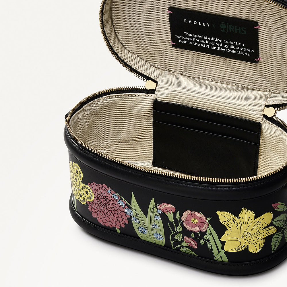 Southwell Gardens - Floral Fabric Medium Open Top Satchel in Black - 110855