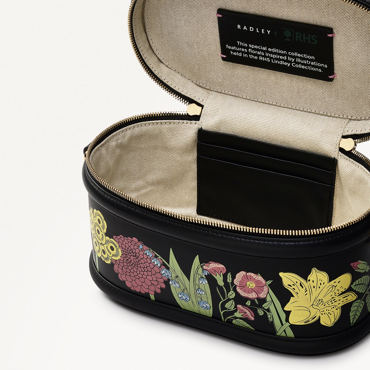 Southwell Gardens - Floral Fabric Medium Open Top Satchel in Black - 110855