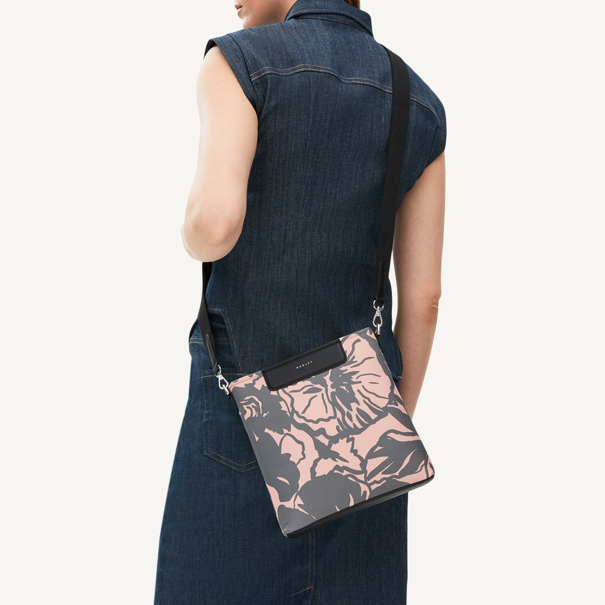 Southwell Gardens Floral Small Ziptop Cross Body Black - 110857