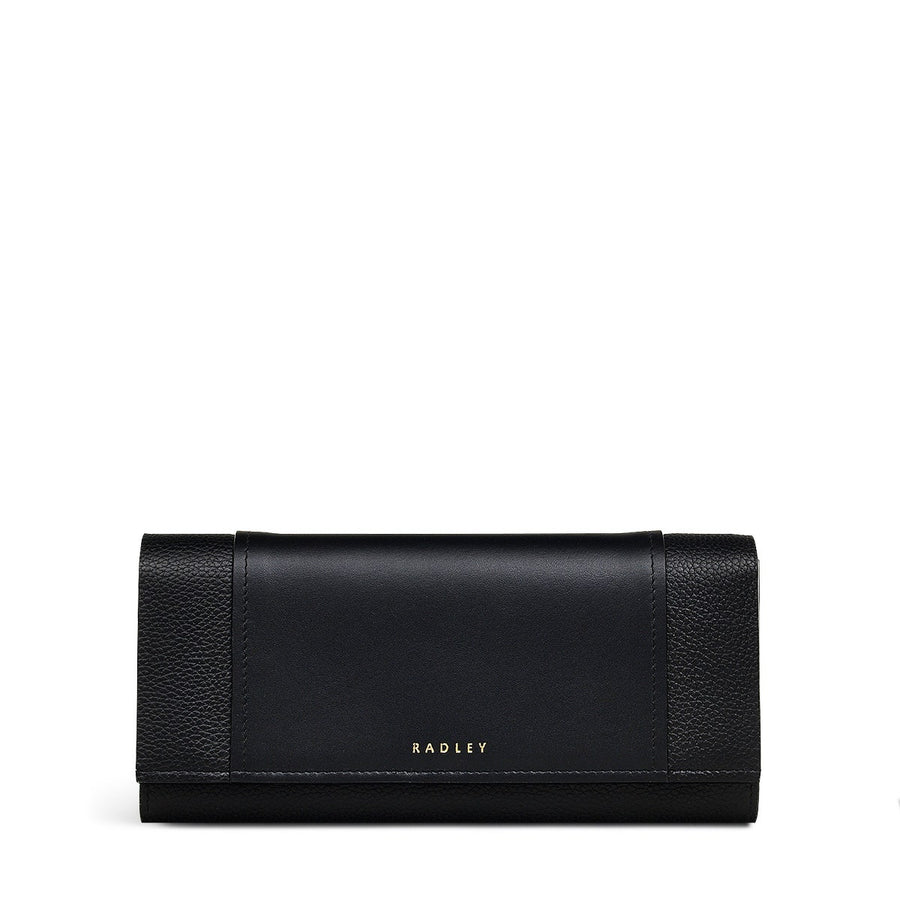 Regents Row Leather Large Flapover Wallet in Black - 110875