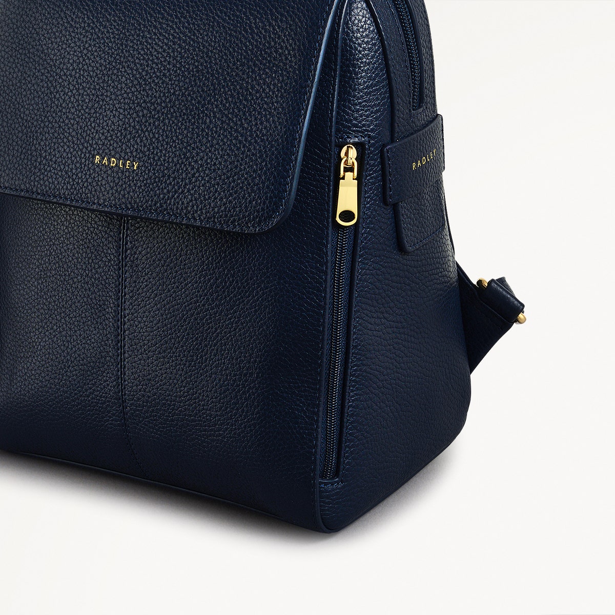 Lorne Close Leather Medium Flapover Backpack in Ink - 110939