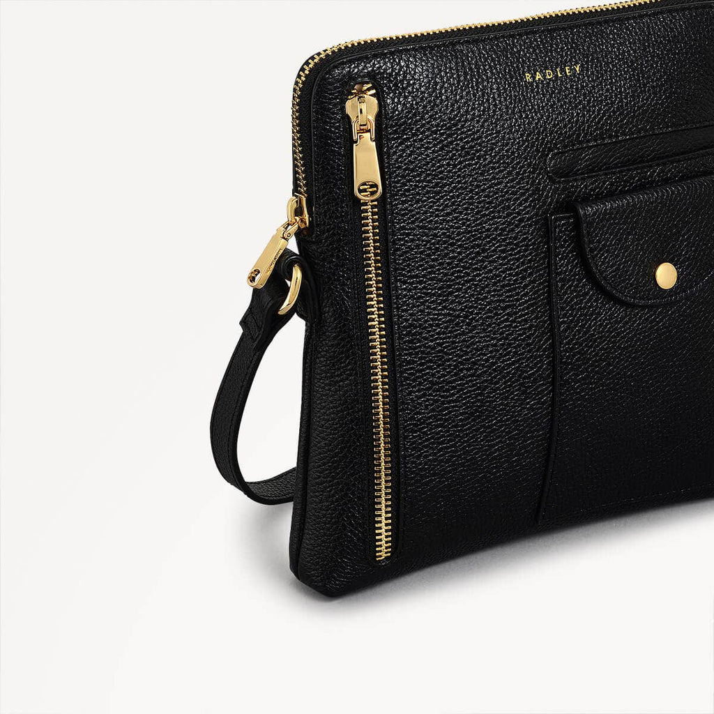 Ridge Park Leather Small Ziptop Crossbody Bag in Black - 110940