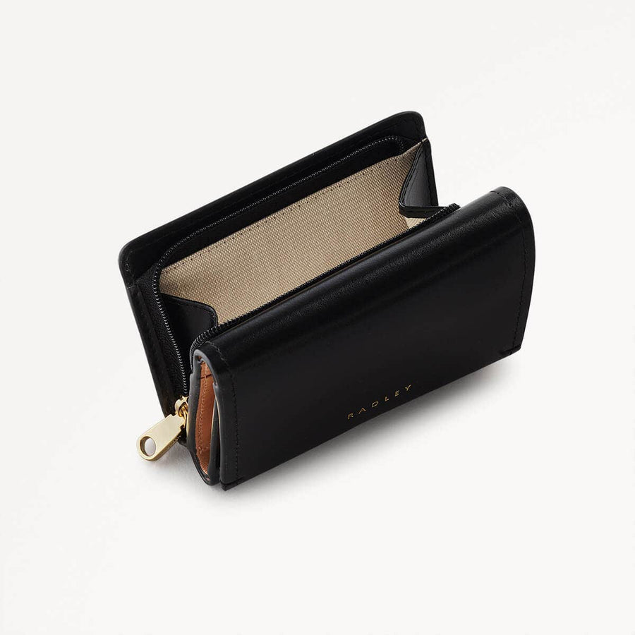 Lexington Lane Leather Small Trifold Wallet in Black - 111122