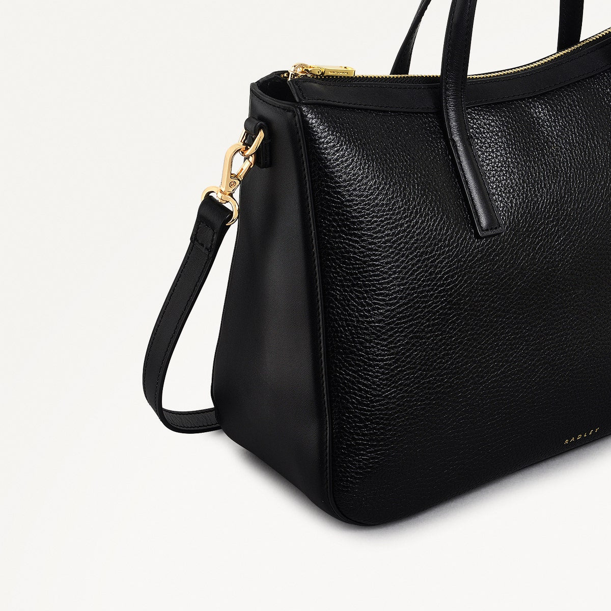 Longford Lane Leather Medium Ziptop Satchel Bag in Black - 111243