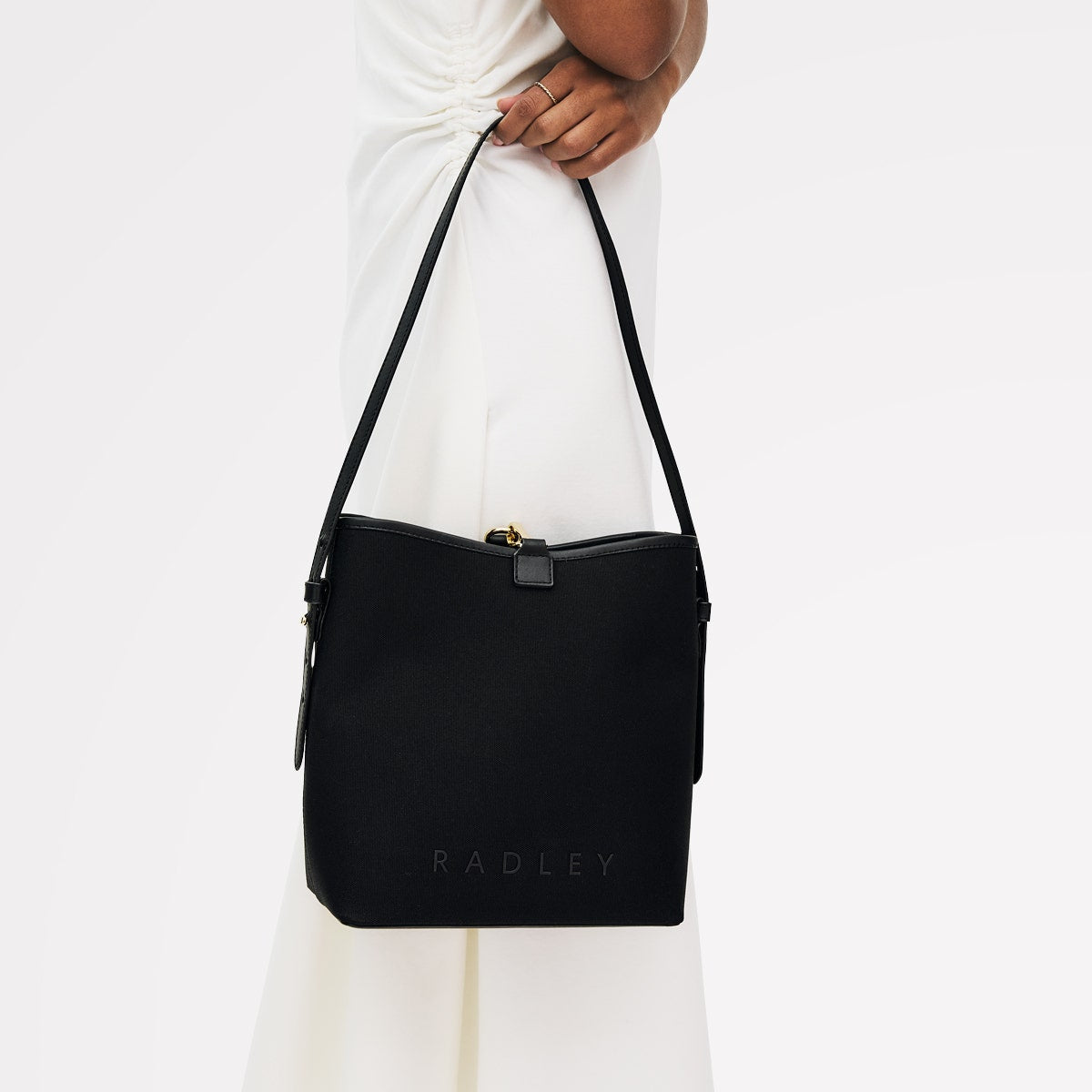 Black Small Open Top Shoulder | Addison Lane Responsible Ss25 | Radley