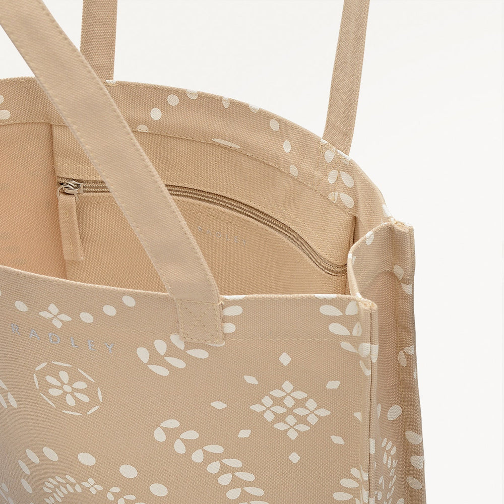 Broderie Floral Fabric Medium Open Top Tote in Stone - 111373