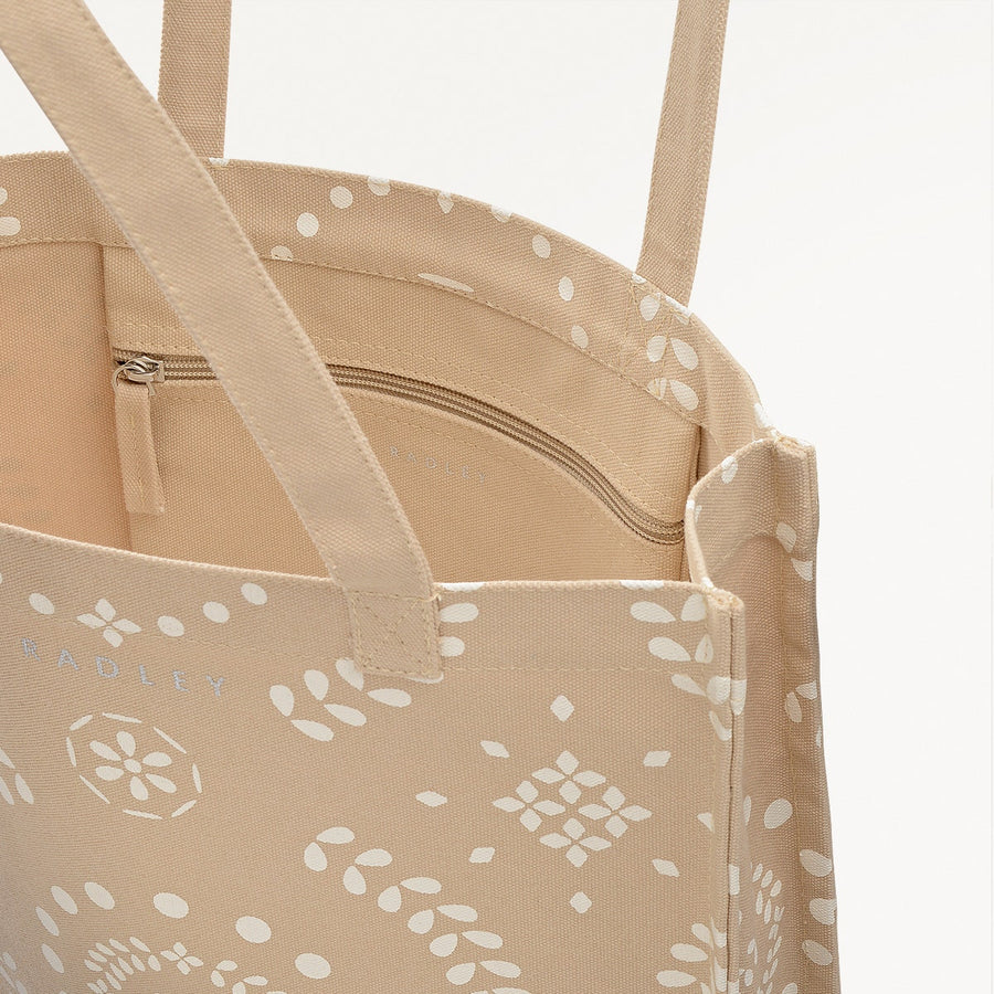 Broderie Floral Fabric Medium Open Top Tote in Stone - 111373