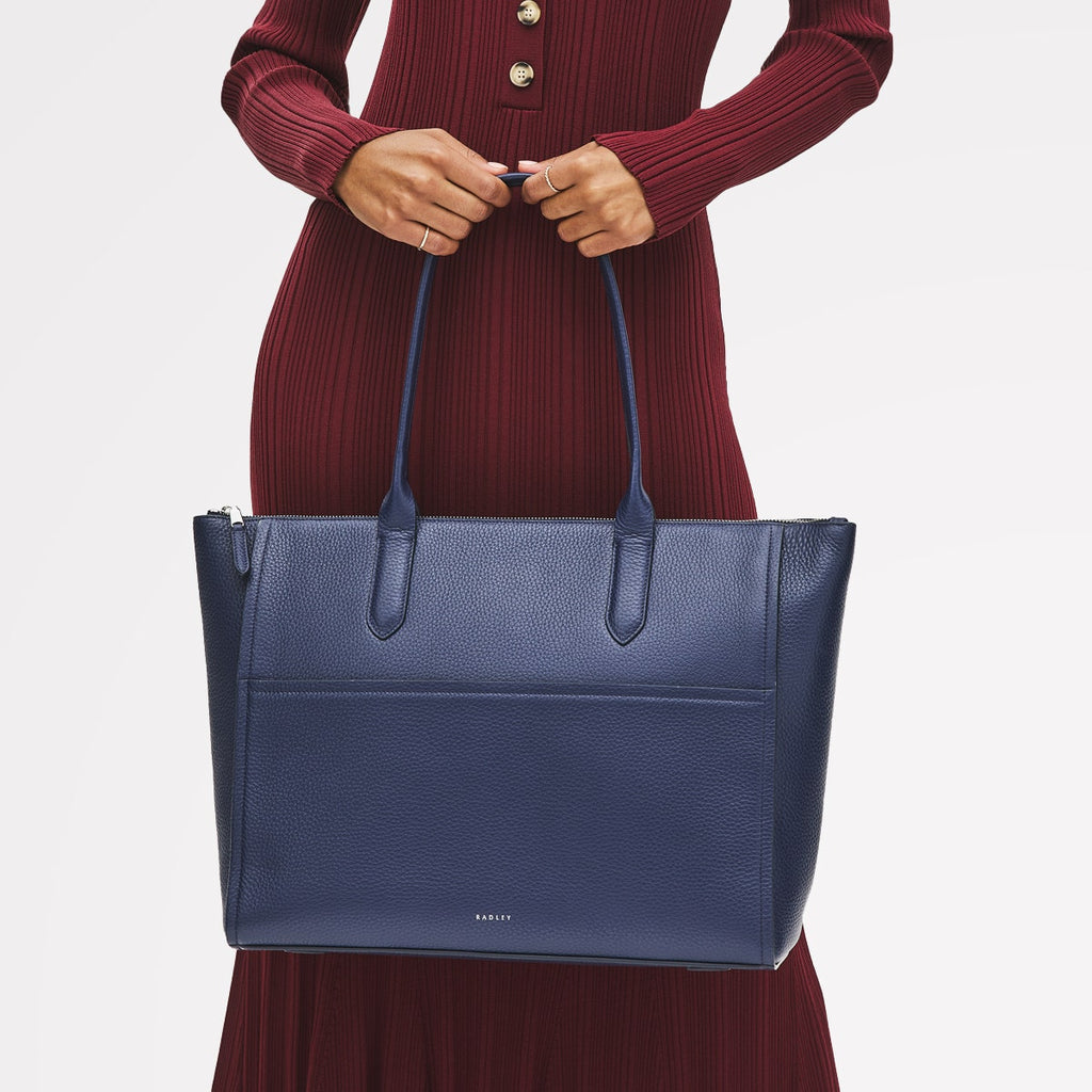 Oak Street Leather Medium Ziptop Tote Bag in Evenfall - 111402