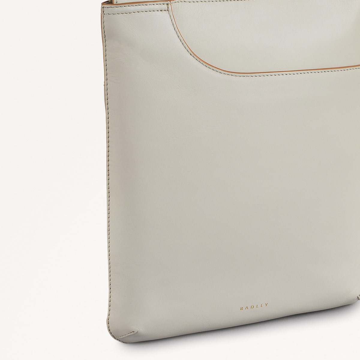 Chalk Zip Top Leather Crossbody Bag | Pockets Collection AW25 | Radley