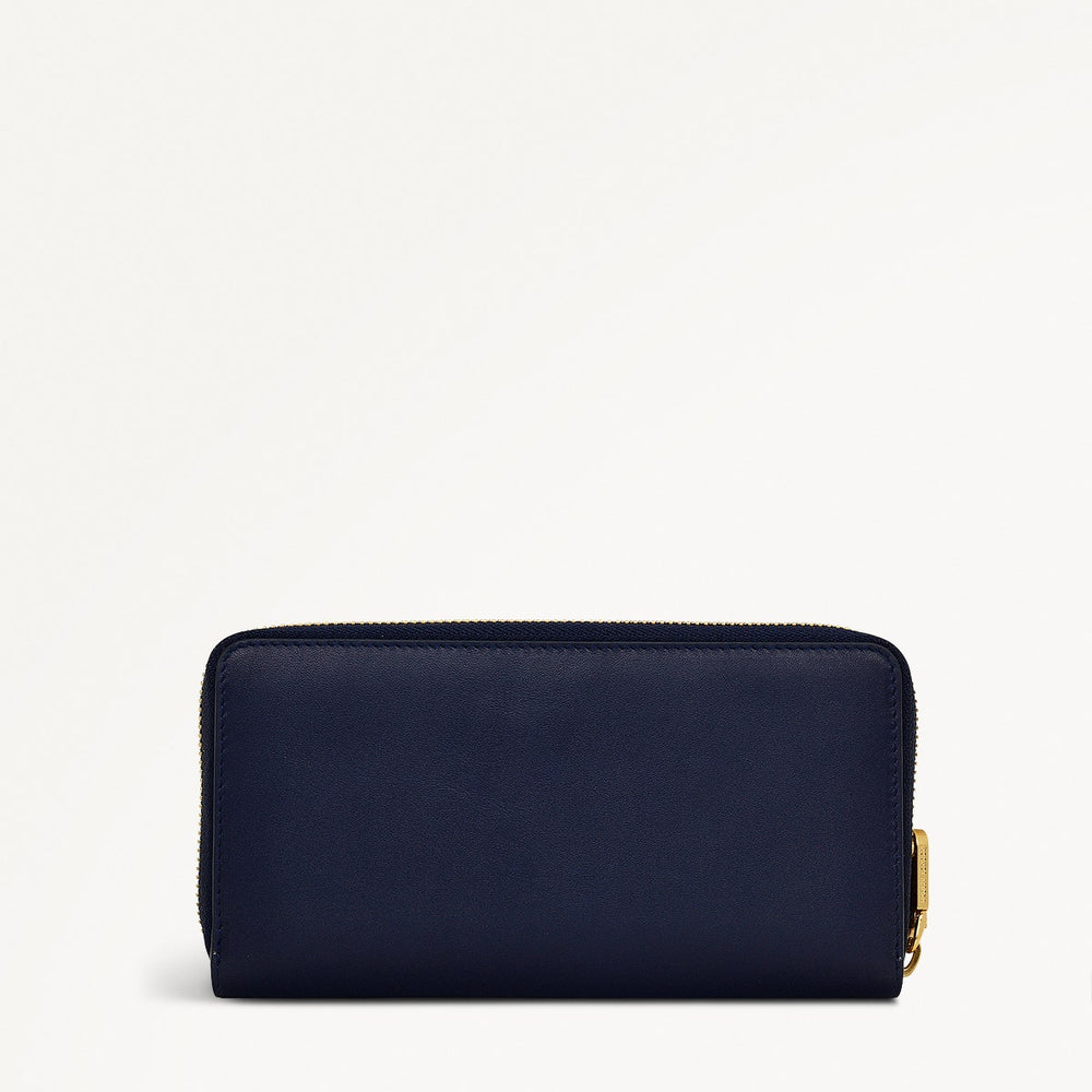 Pockets Leather Large Bifold Wallet in Evenfall - 111501
