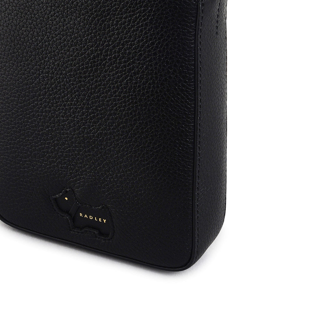 Radley Cookie Cutter - Protect Leather Medium Phone Cross Body Bag in Black - 111757