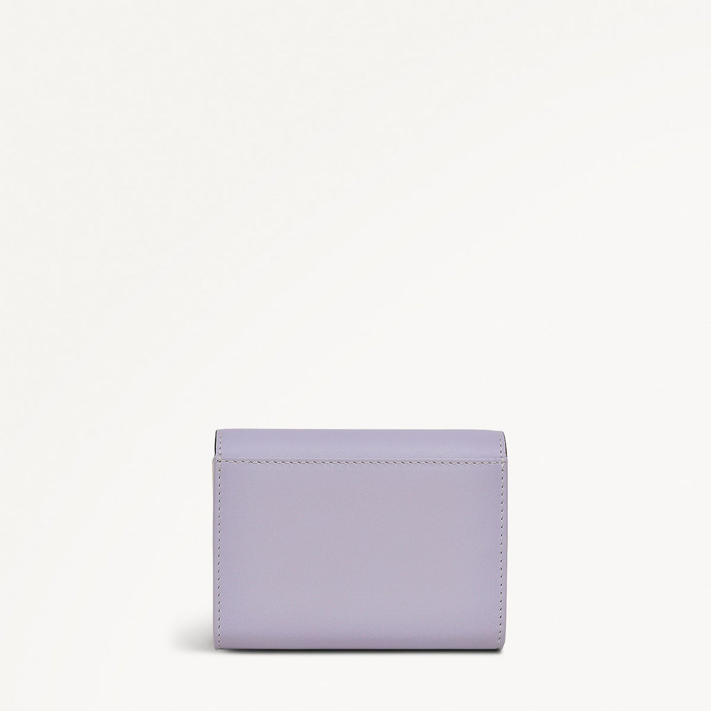 Face To Face Leather Medium Flapover Wallet in Bellflower - 111812