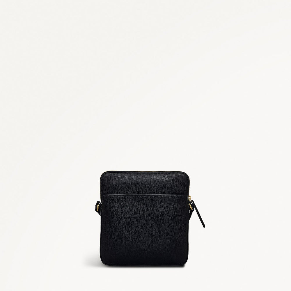 Redford Close Leather Medium Ziptop Cross Body Bag in Black - 111838