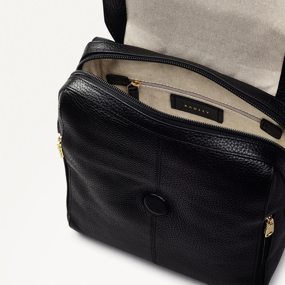 LORNE CLOSE MEDIUM FLAPOVER BACKPACK BLACK
