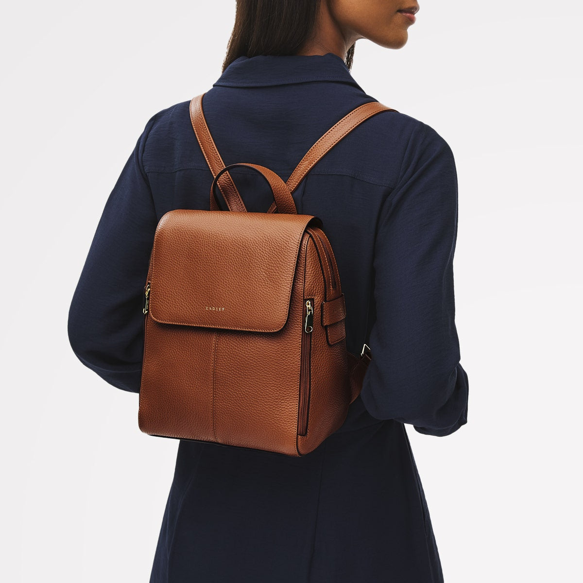 Lorne Close Leather Medium Flapover Backpack in Indus Tan - 111843