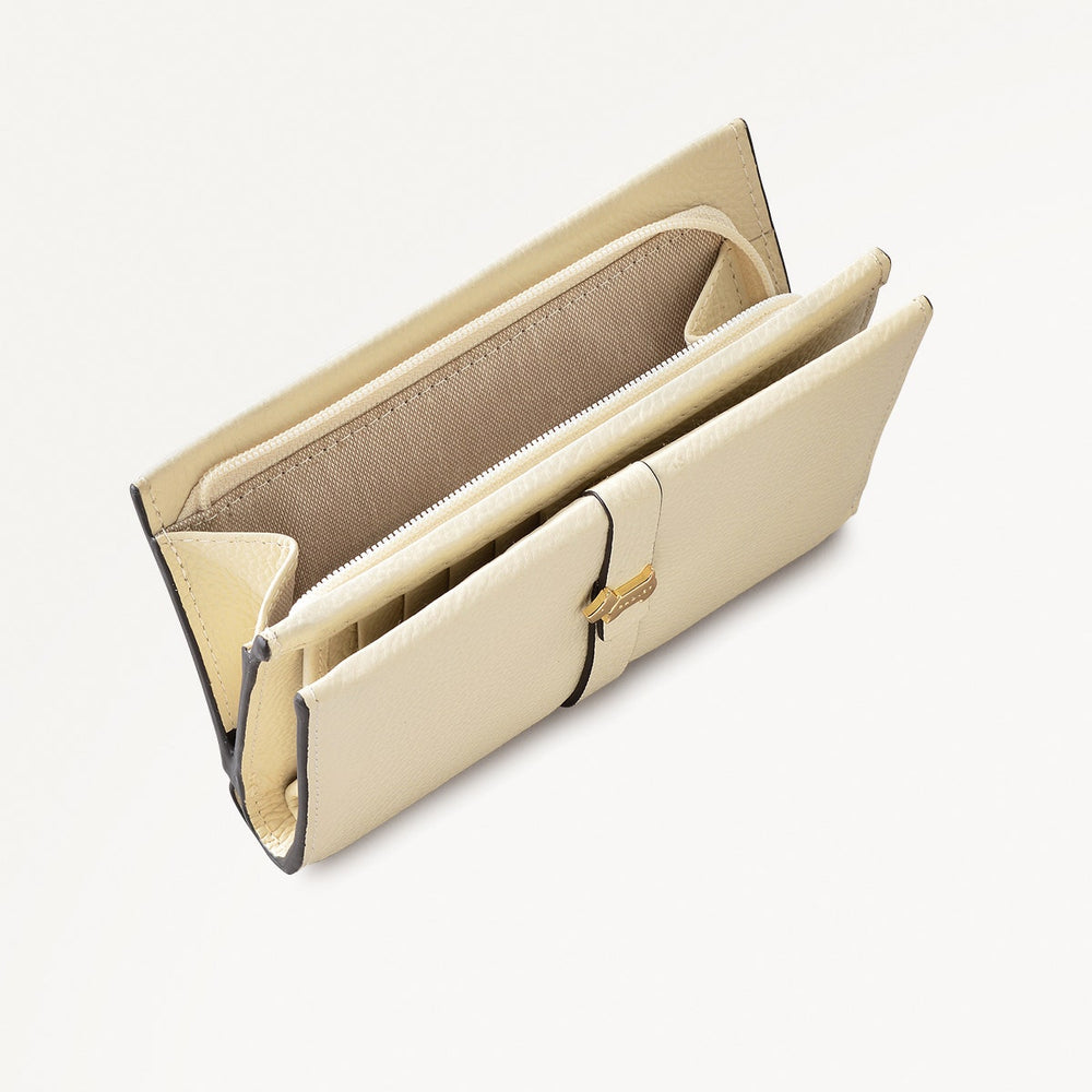 Sandler Way Leather Medium Bifold Wallet in Chalk - 111870