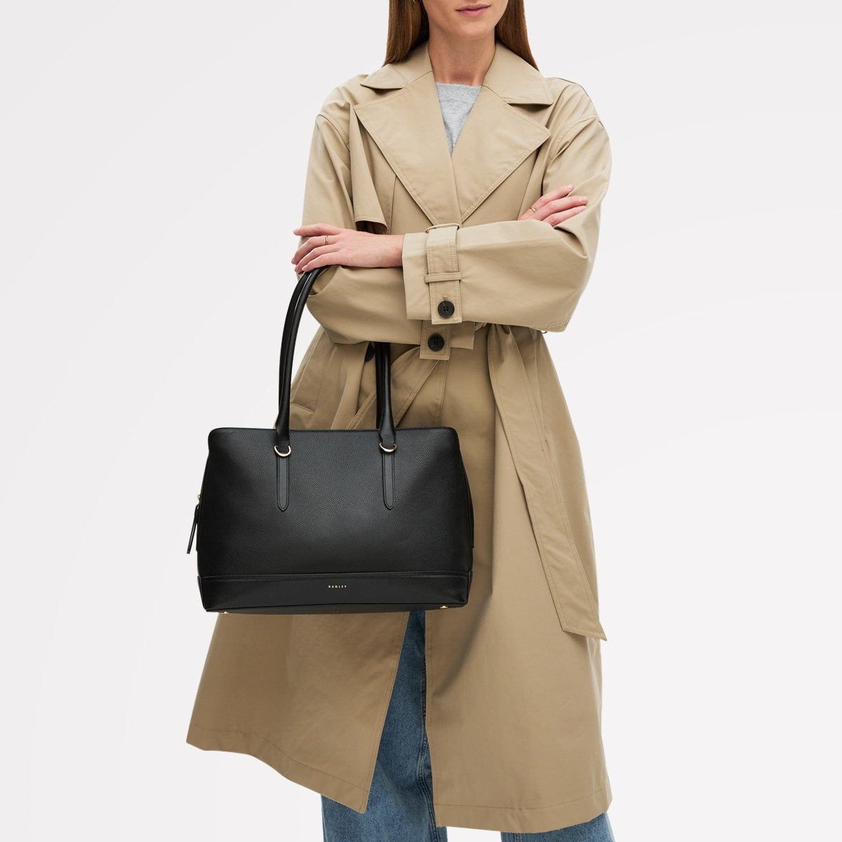 Black Medium Ziptop Shoulder | Paddington Place AW25 | Radley London
