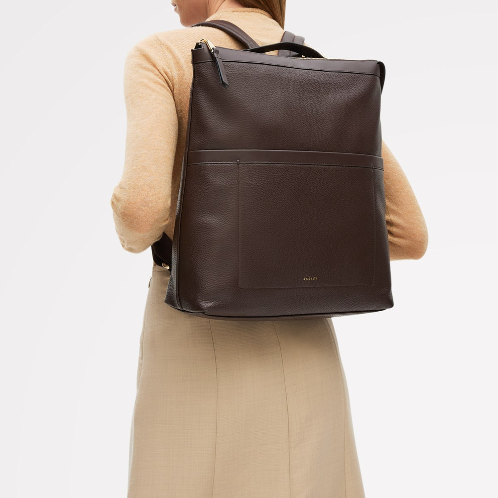 Alba Place Leather Large Ziptop Backpack in Dark Oak - 111903