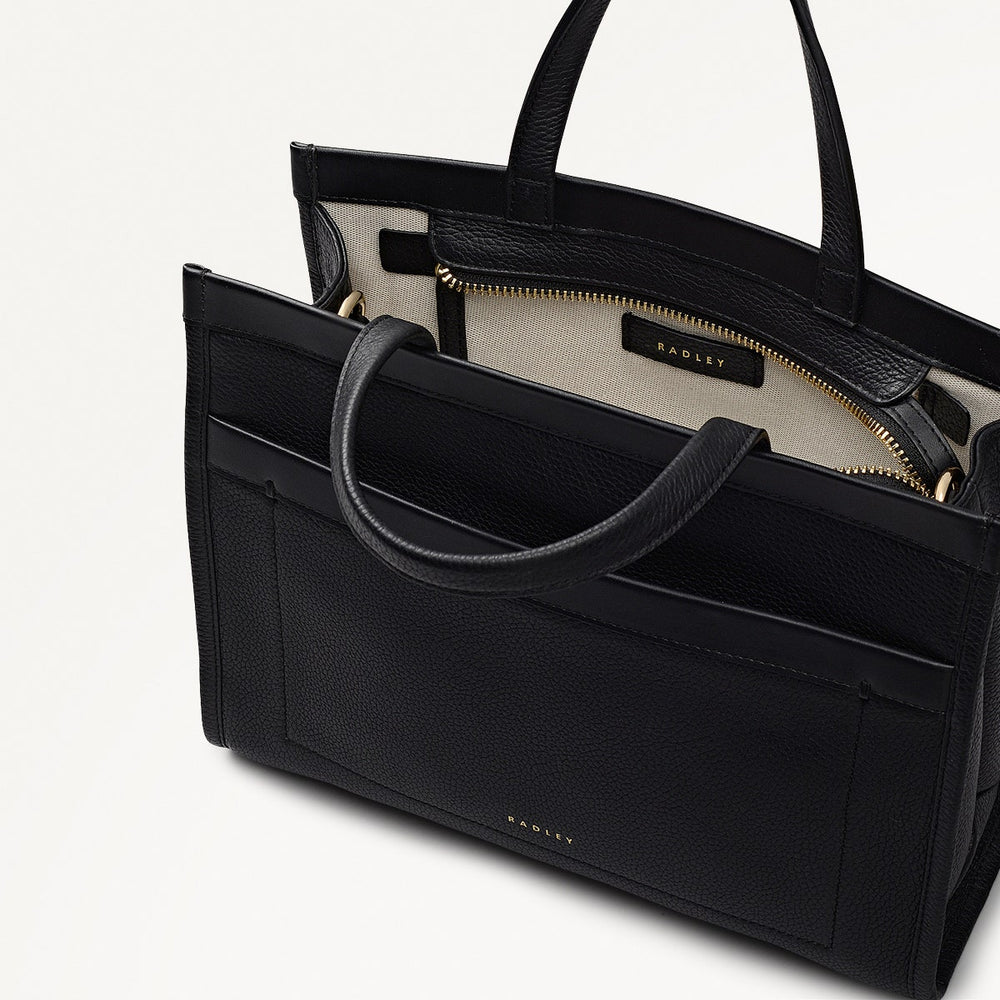 Alba Place Leather Small Ziptop Grab Bag in Black - 111905