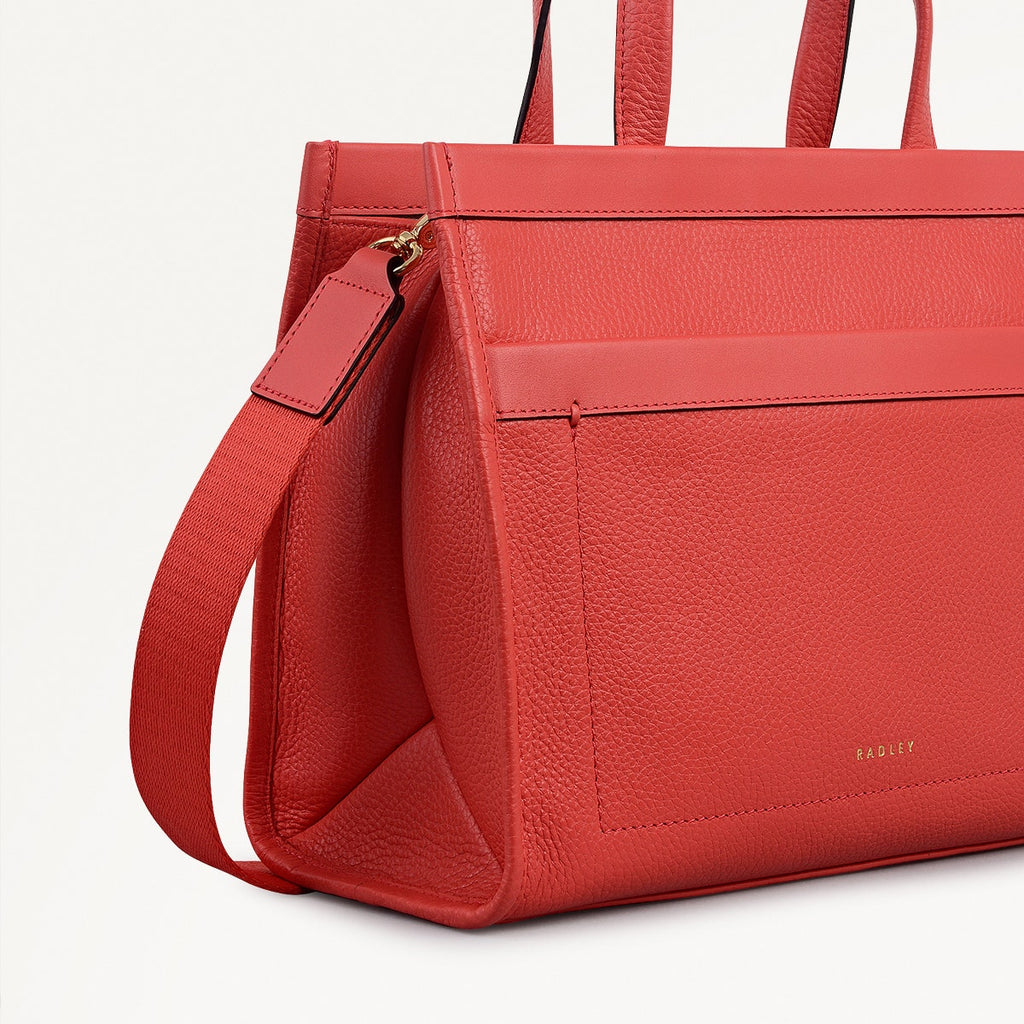 Alba Place Leather Small Ziptop Grab Bag in Luscious Red - 111909