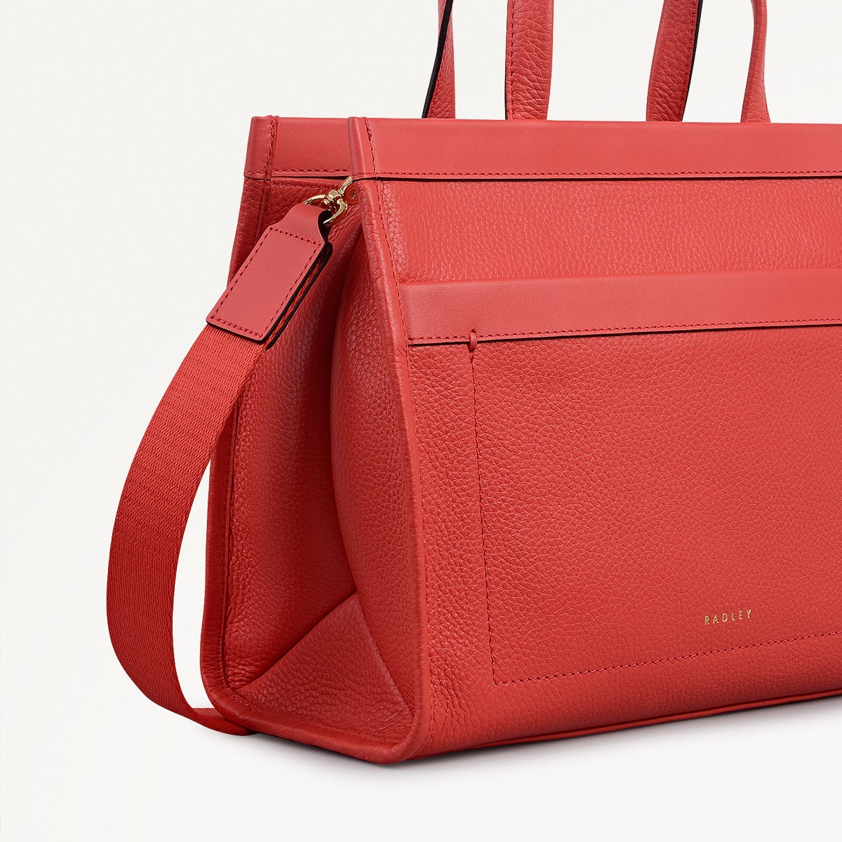 Alba Place Leather Small Ziptop Grab Bag in Luscious Red - 111909