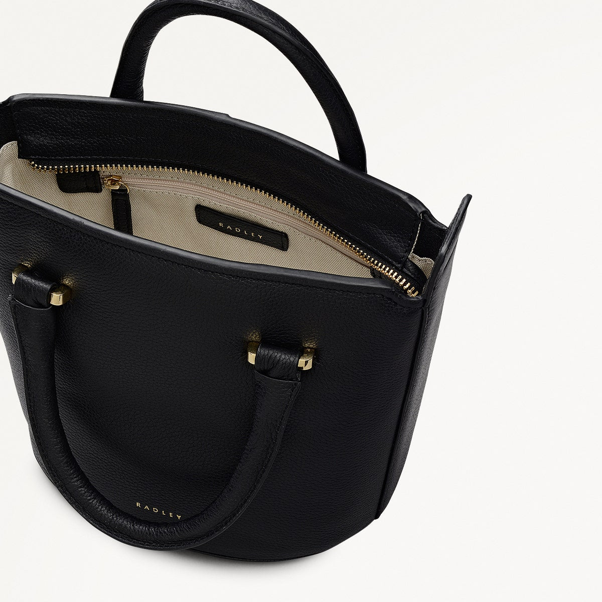 Black Small Ziptop Grab | Golbourne Road AW25 | Radley London