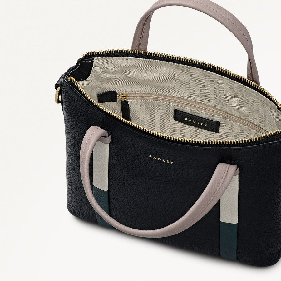 Waterloo Way Small Ziptop Grab Bag in Black - 111919