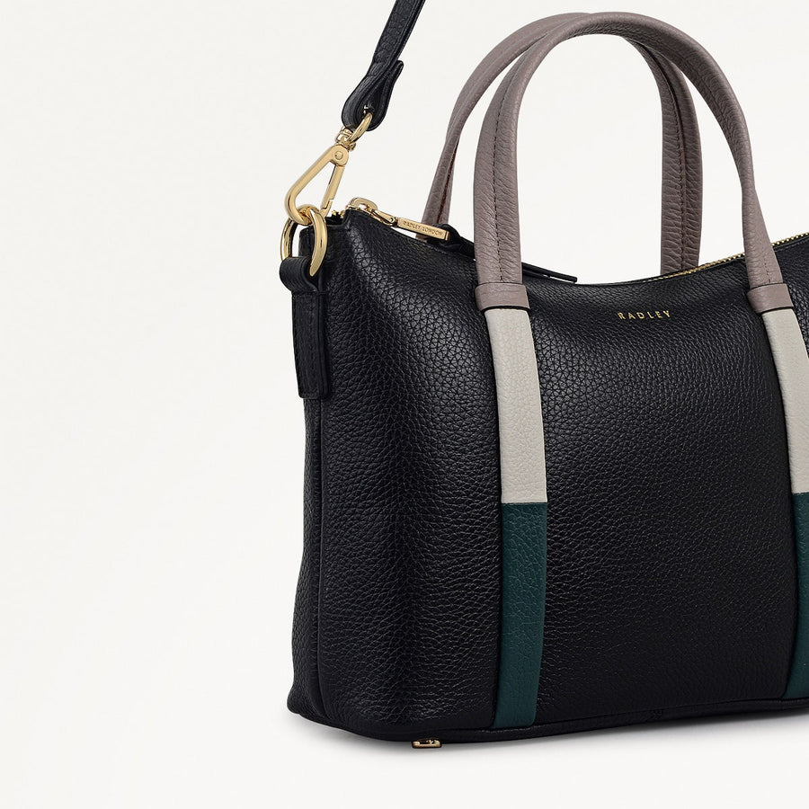 Waterloo Way Small Ziptop Grab Bag in Black - 111919