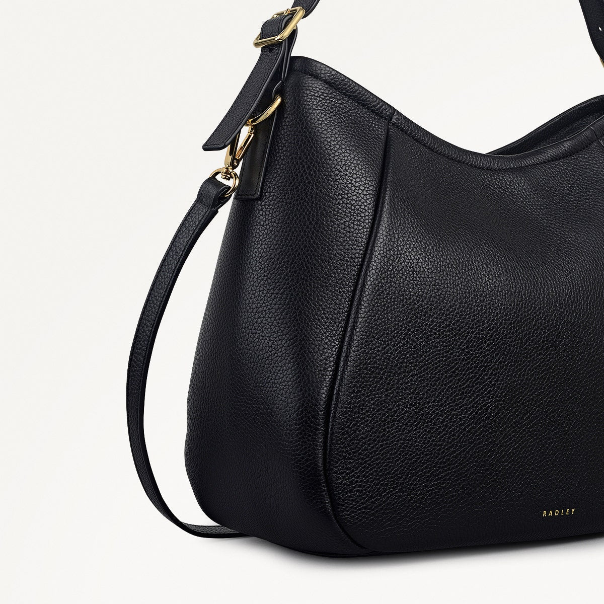Eastney Street Leather Medium Ziptop Shoulder Bag in Black - 111922