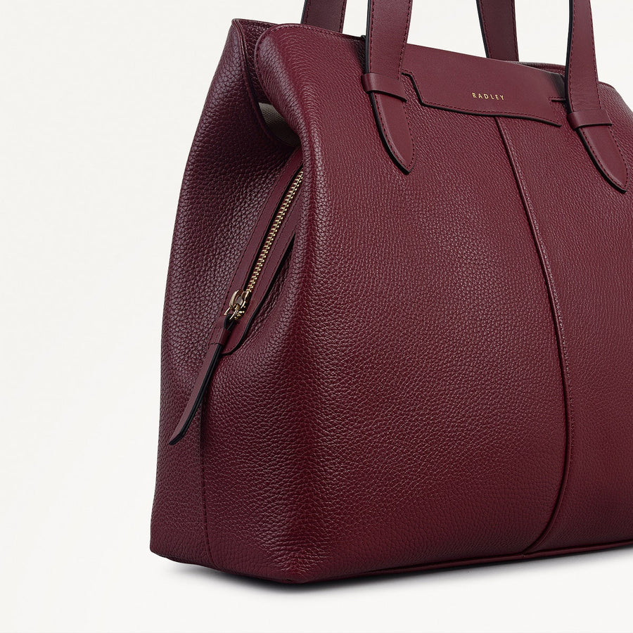 Piccardy Hill 2.0 Leather Medium Ziptop Shoulder Bag in Merlot - 111935