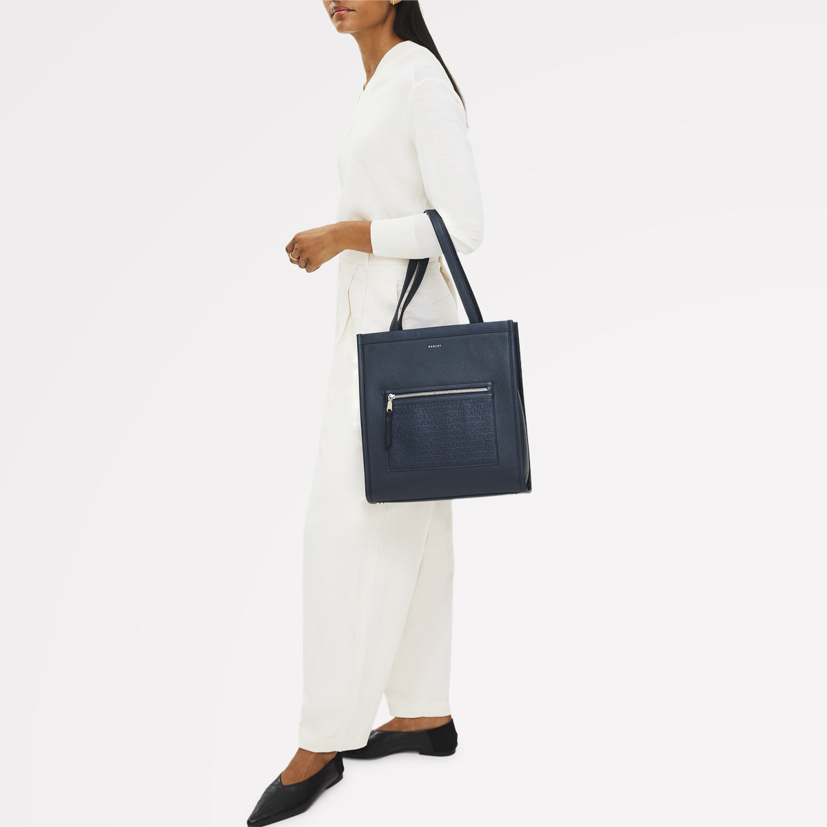 Alba Place Logo Medium Ziptop Tote Bag in Ink - 111937