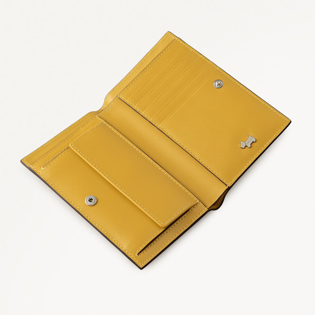 Heritage Lane Medium Bifold Wallet in Ochre - 112027