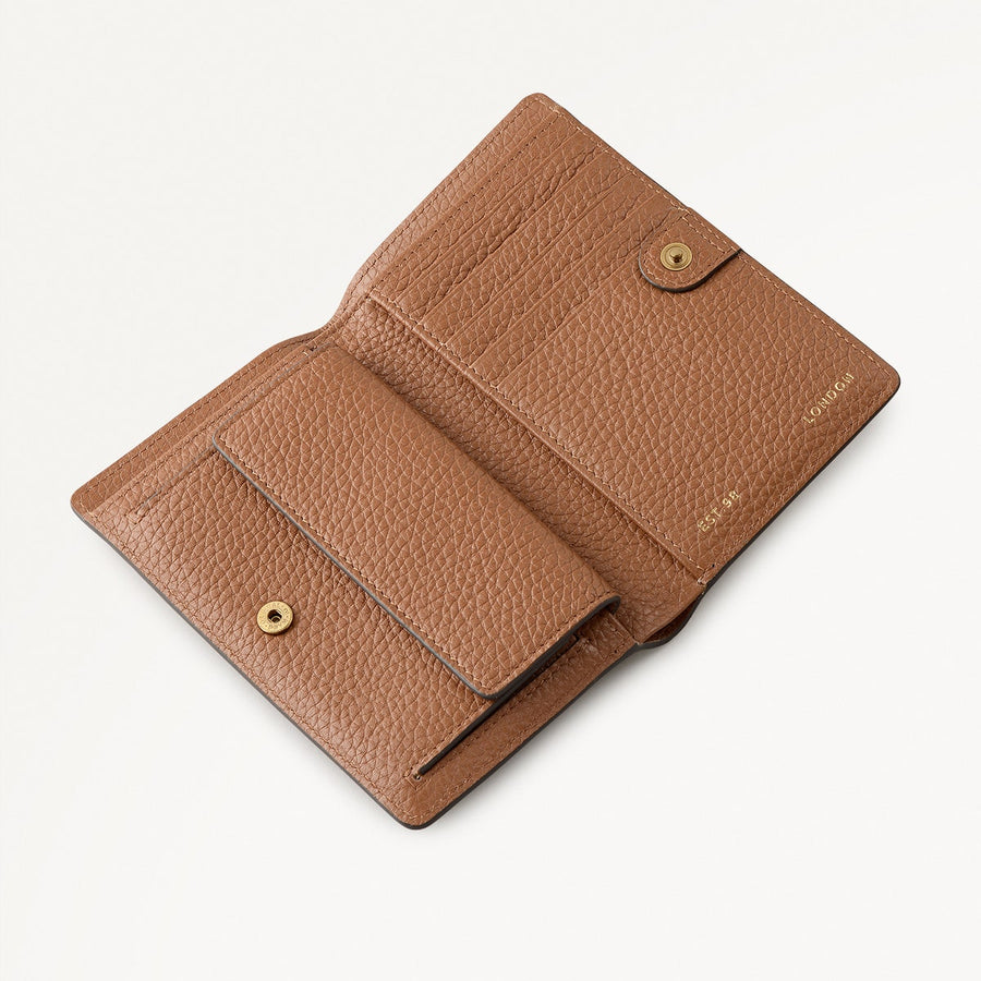 Picton Place Faux Croc Medium Bifold Wallet in Snow - 112055