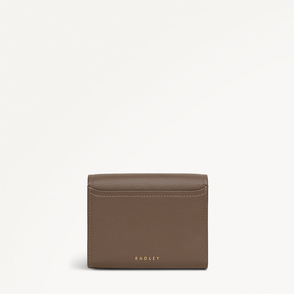 Bathurst Mews Leather Medium Flapover Wallet in Coffee - 112080