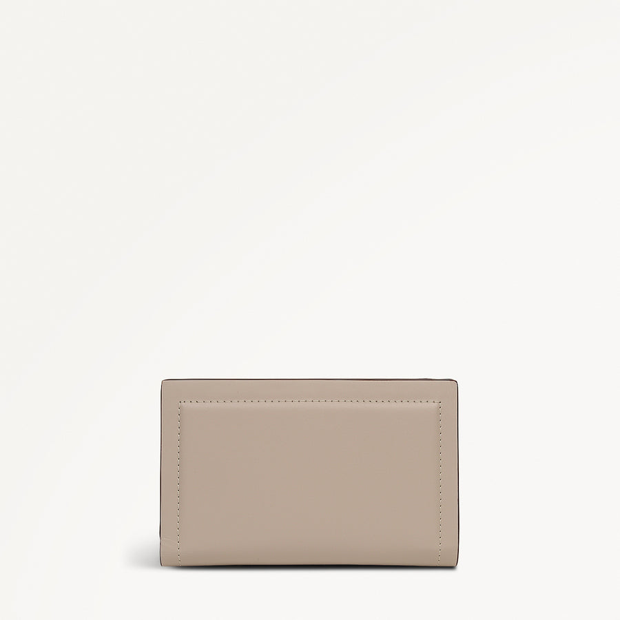 Heritage Lane Leather Medium Bifold Wallet in Porcini - 112081
