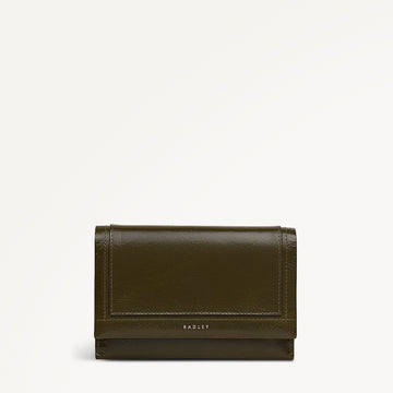 Oak Street Leather Medium Flapover Wallet in Pine Needle - 112087