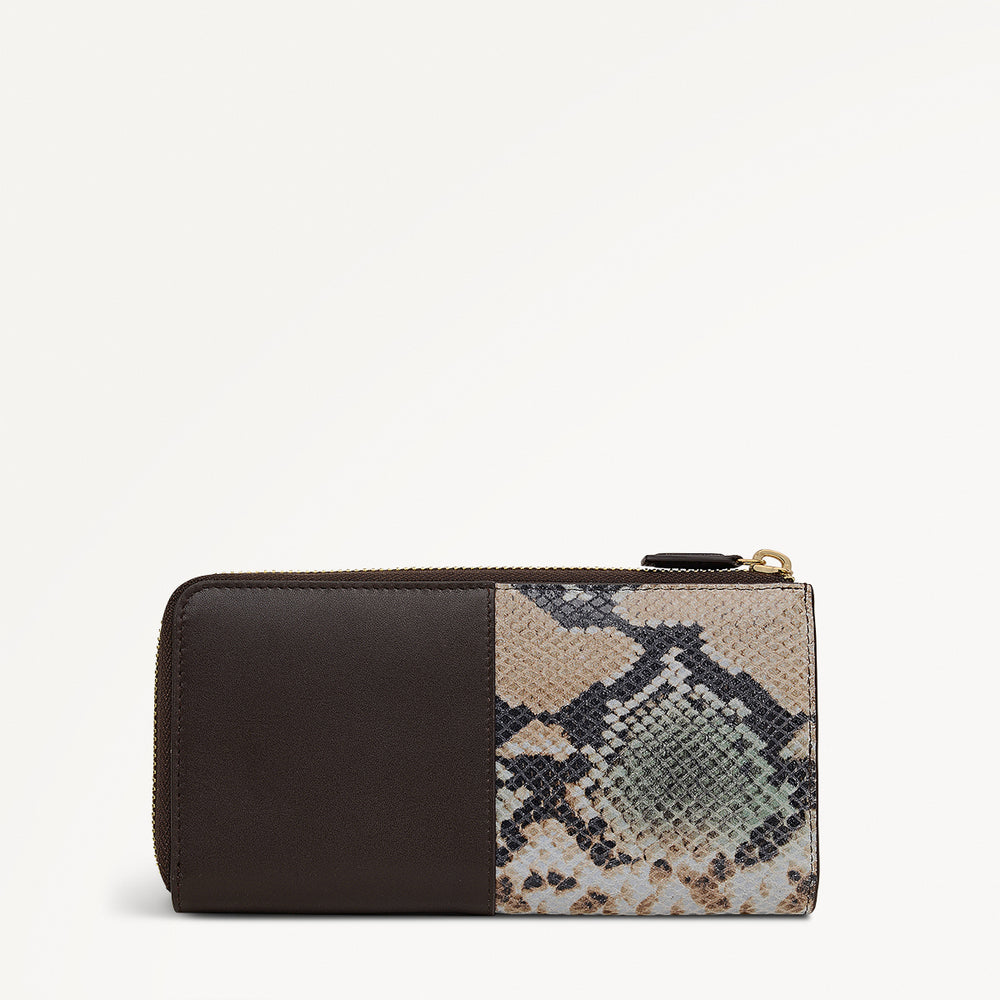 Chilworth Street Leather Large Zip Around Wallet in Pine Needle - 112099