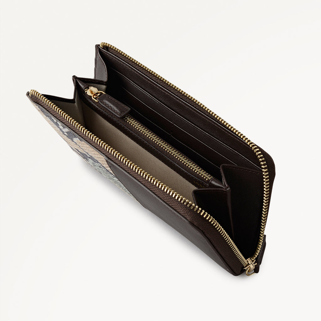 Chilworth Street Leather Large Zip Around Wallet in Pine Needle - 112099