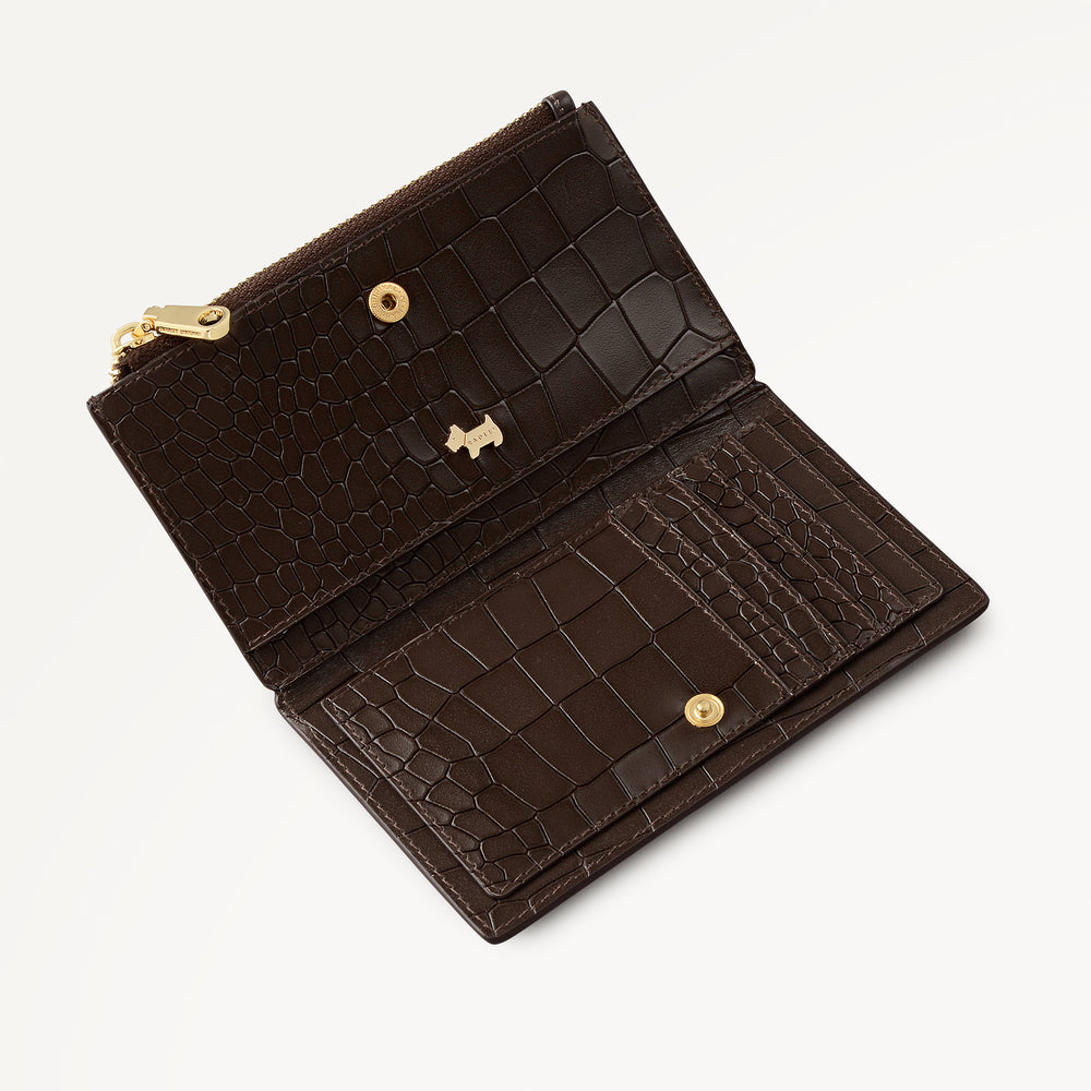 Coin Street Leather Medium Ziptop Wallet in Dark Oak - 112108
