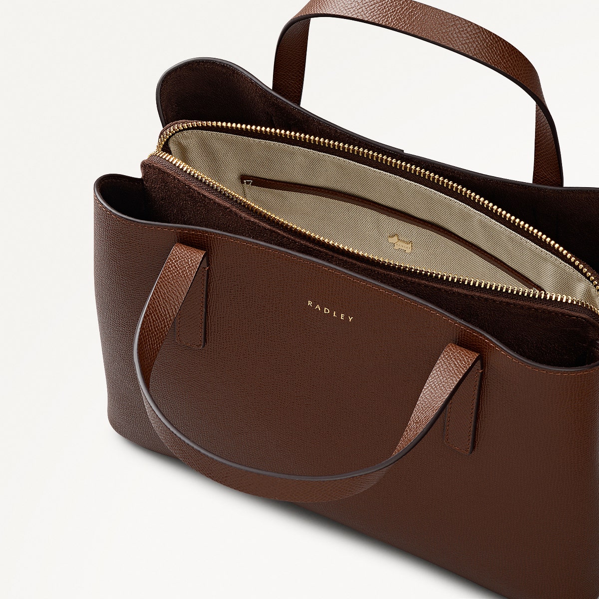Dukes Place Leather Medium Ziptop Grab Bag in Chocolate - 112132