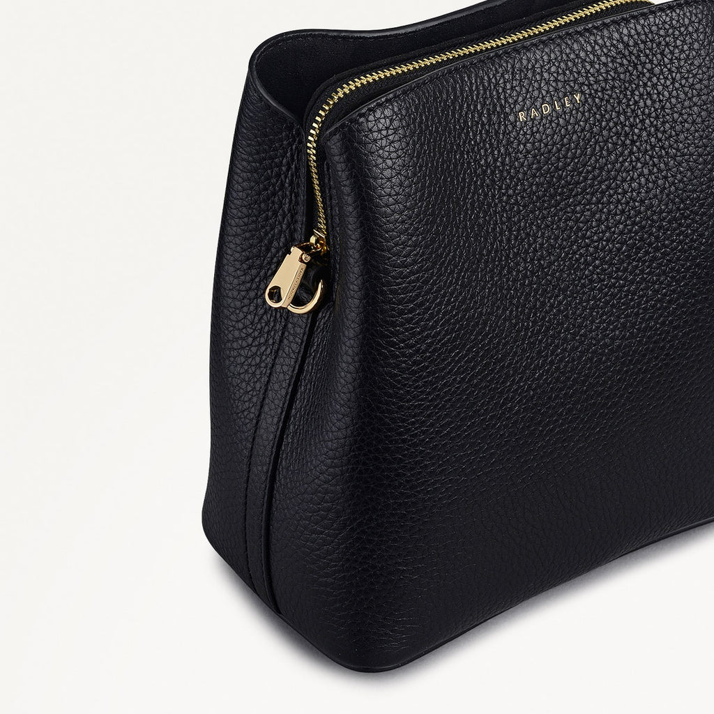 Dukes Place Leather Small Compartment Cross Body Bag in Black - 112134