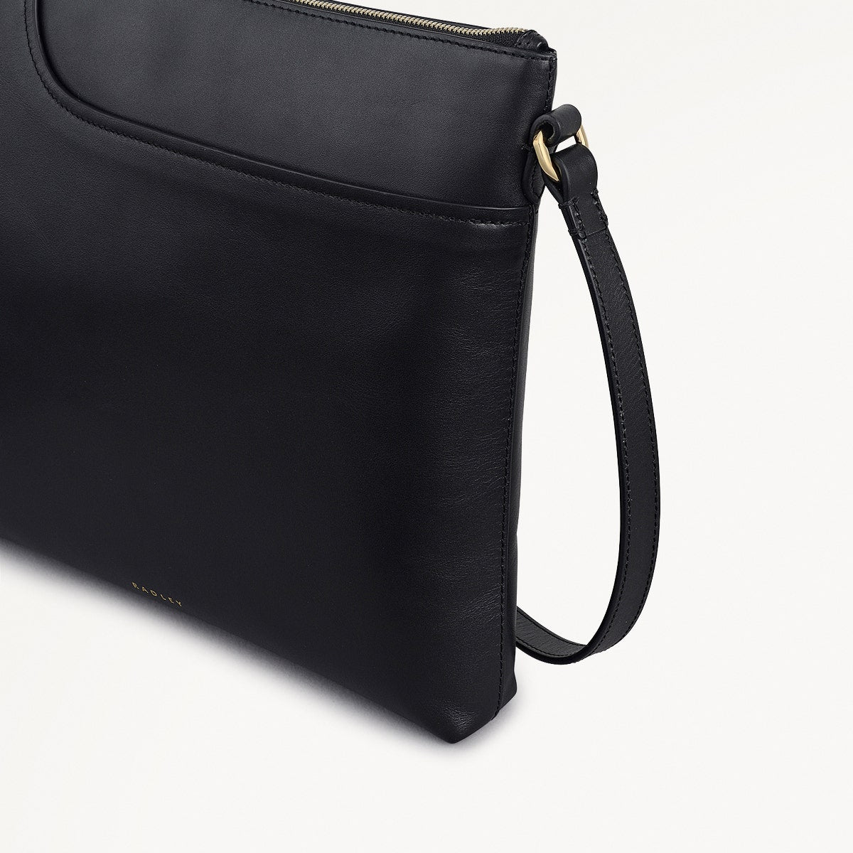 Pockets Leather Large Ziptop NS Cross Body Bag in Black - 112147